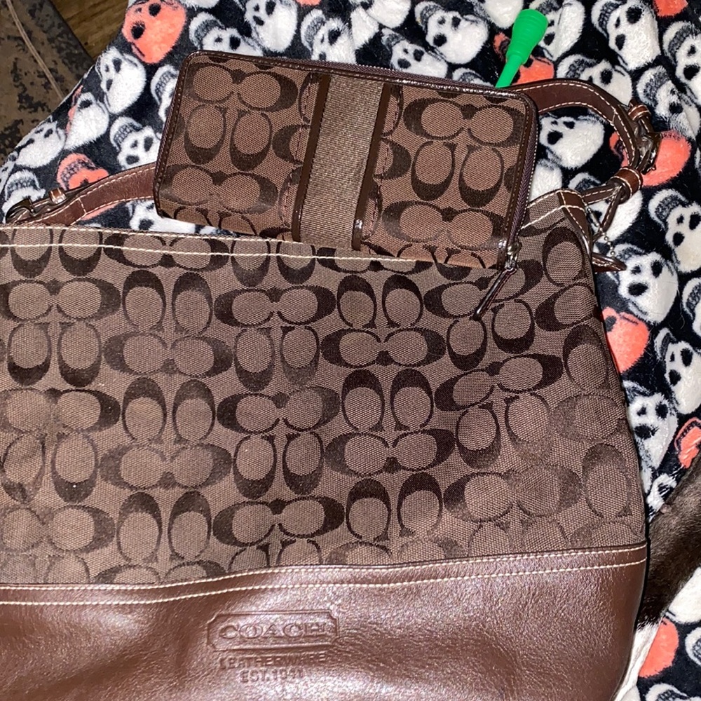 New coach signature brown purse